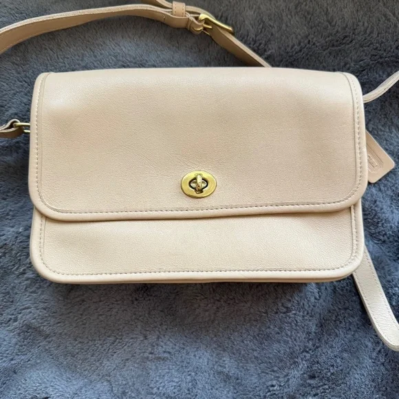 Vintage Coach 9850 Compartment Bag mystery color - Stone? - READ - Picture 3 of 16